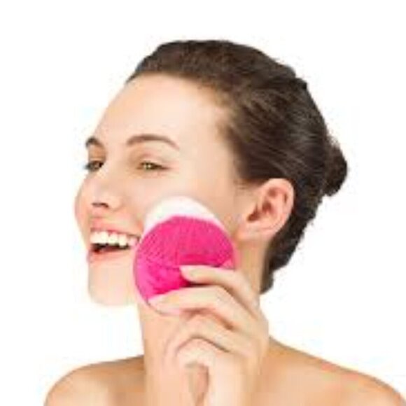 Foreo Luna Mini Facial Cleansing Device - Picture 1 of 6